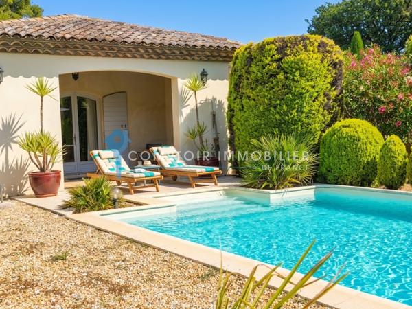 Propriete
                                                                                                                                                                                                                                                                                                                        13 pièce(s)                                                                                                                                                                                                          8 chambre(s)                                                                                                                                                                                                          380  m²