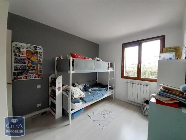 Appartement à louer 4 pièces 94.66m²