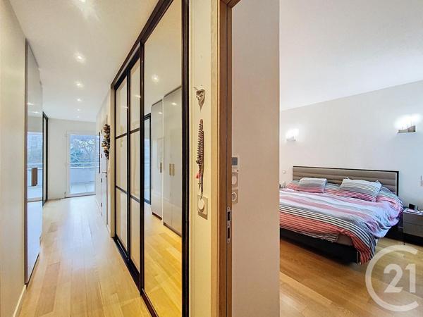 Appartement à vendre  8 pièces - 265,76 m2 LE PUY EN VELAY - 43