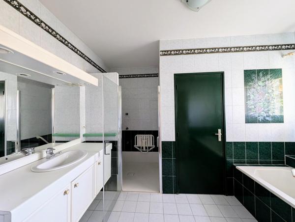 5 mn de la plage, vie plain pied possible+2ème terrain constructible