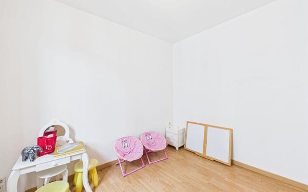 Immeuble à vendre    3 pièces •  Saint-Marcellin