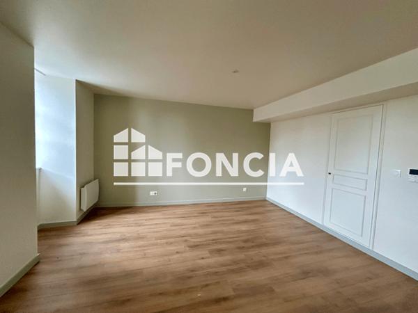 Location Studio 29.73 m² - Guingamp 22200