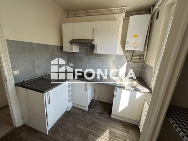 Location Appartement 2 pièces 46.03 m² - 12-18 PLACE M LUTHER KING Rouen 76000