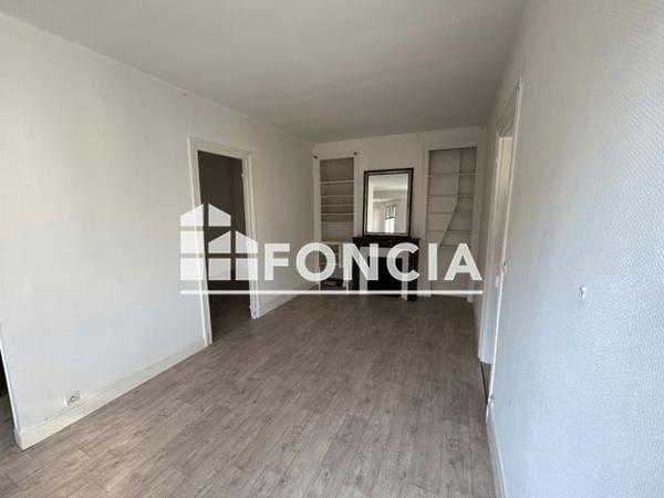 Location Appartement 2 pièces 46.03 m² - 12-18 PLACE M LUTHER KING Rouen 76000