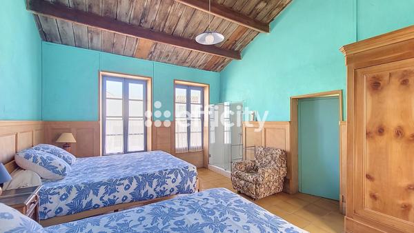 Maison
         3 pièces
        - 70 m² Bien prestige 472 500 € *
