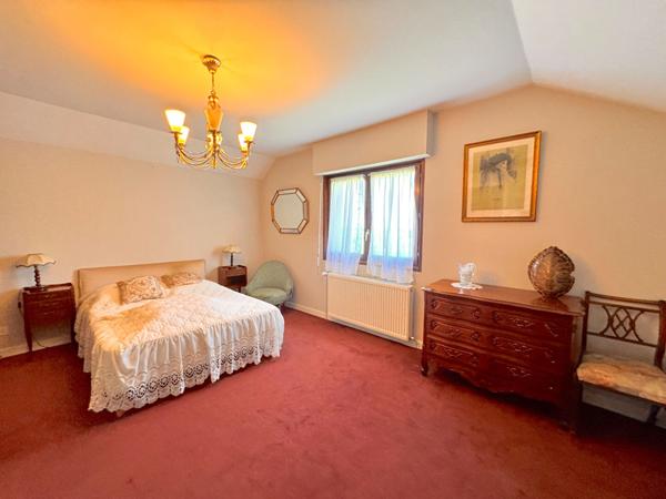 Maison - 5 pièces - 158 m²