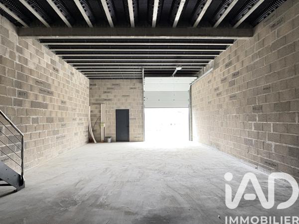Immeuble à vendre 141 m² Montussan