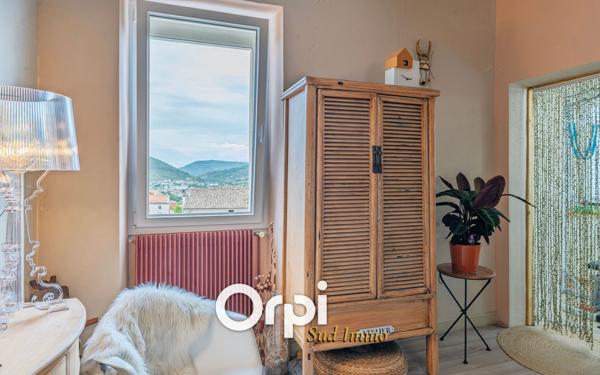 Maison à vendre    5 pièces •  Privas