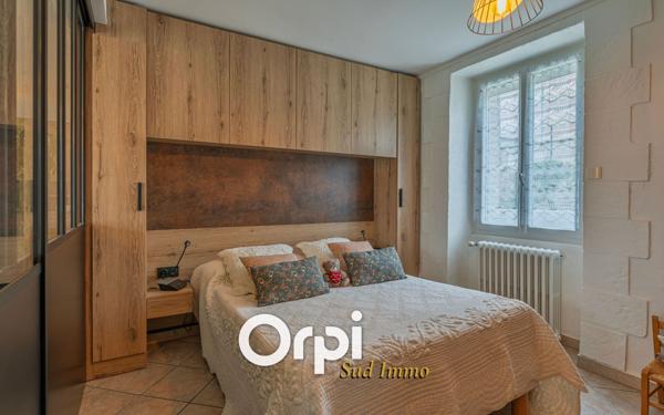 Maison à vendre    5 pièces •  Privas