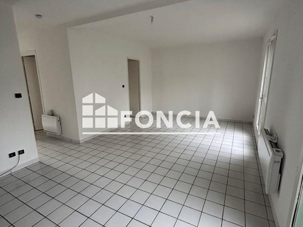 Location Maison 4 pièces 80 m² - 51 AVENUE DES PYRENEES Muret 31600