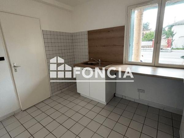 Location Maison 4 pièces 80 m² - 51 AVENUE DES PYRENEES Muret 31600