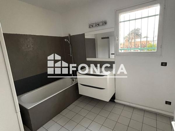 Location Maison 4 pièces 80 m² - 51 AVENUE DES PYRENEES Muret 31600