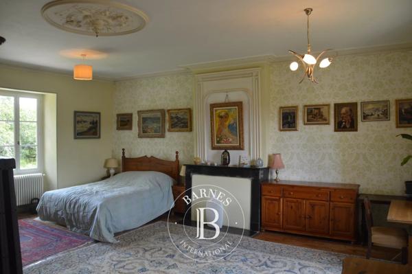Civray, Maison 4 Chambres -  290 m² à vendre