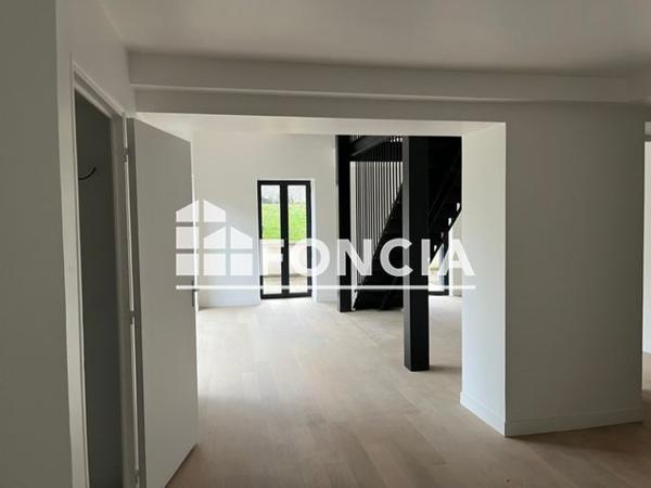 À vendre Appartement 5 pièces 153.45 m² - Vernon 27200