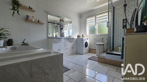 Maison à vendre 5 pièces 109 m² Chaumont-en-Vexin