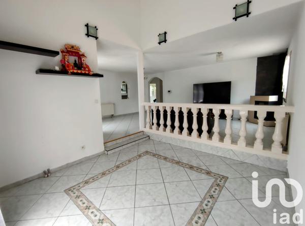 Maison à vendre 6 pièces 307 m² Cluses