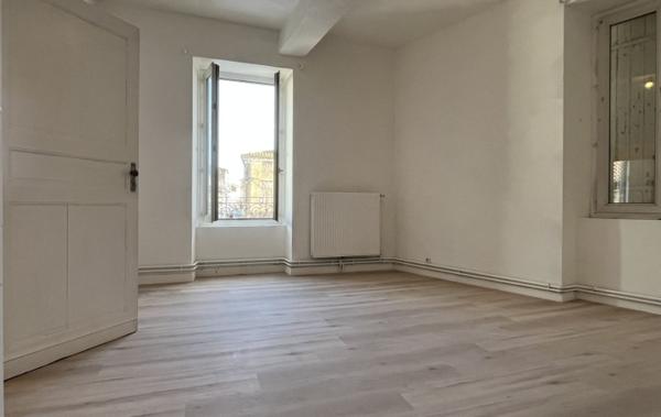 Vente Maison de ville Avec cour et garage à rafraîchir Tonneins   