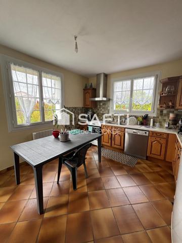 Maison de village avec jardin et garage