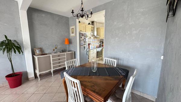 Appartement Pontault Combault 5 pièce(s) 85.6 m2