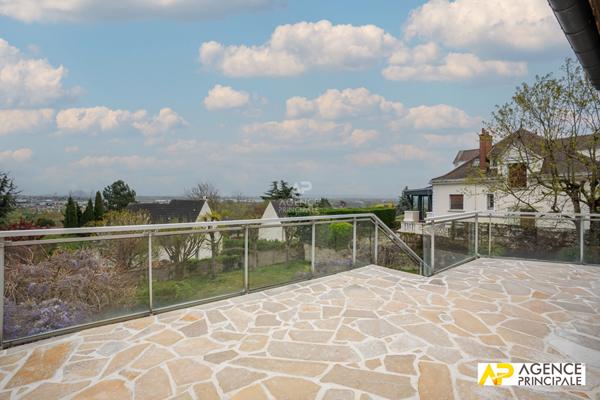 Maison Le Mesnil Le Roi 7 pièce(s) €1 190 000 ** - Référence 4664