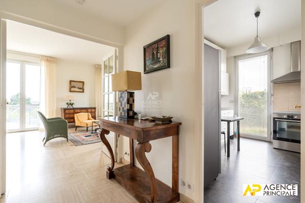 Maison Le Mesnil Le Roi 7 pièce(s) €1 190 000 ** - Référence 4664