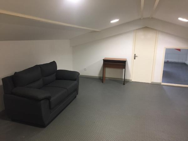 Location bureau Fort-de-France - 70 m² - 1 100 € / mois