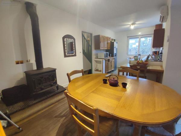 Maison à vendre à Saint-Étienne-du-Rouvray en Seine-Maritime (76800), ref : 2025-070   
Mairie