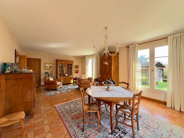 Maison Montfaucon Montigne 7 pièce(s) 206 m2