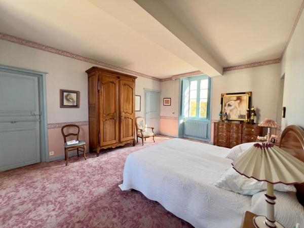 Maison Montfaucon Montigne 7 pièce(s) 206 m2