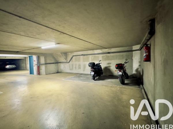 Parking à vendre 13 m² Paris 10