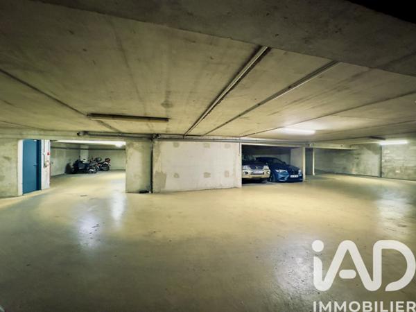 Parking à vendre 13 m² Paris 10