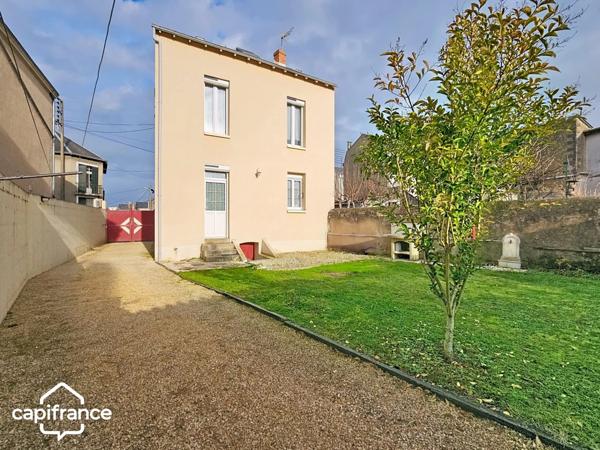 À vendre – Maison de ville 78 m² avec jardin, garage et potentiel d’agencement – Thouars
