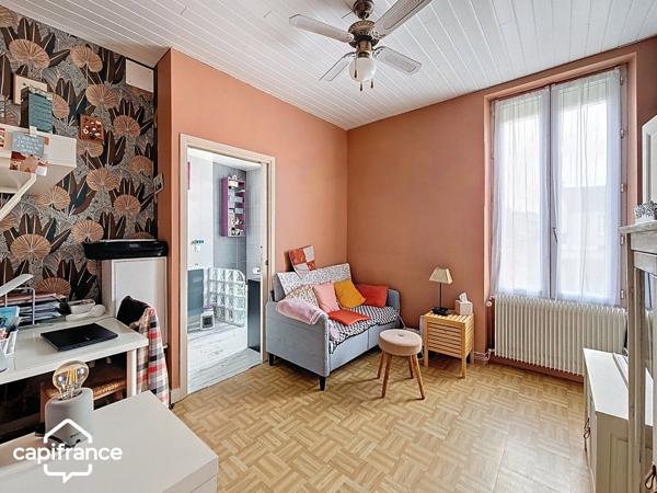 À vendre – Maison de ville 78 m² avec jardin, garage et potentiel d’agencement – Thouars