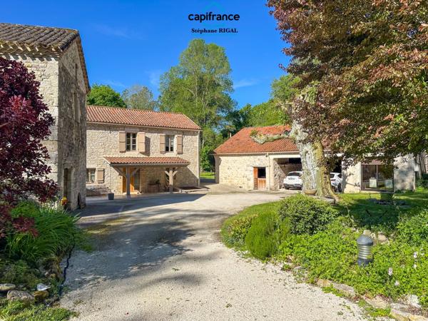 Propriete à vendre 6 pièces proche de MONTCUQ (46), moulin et dépendances sur terrain de 1,67 ha
