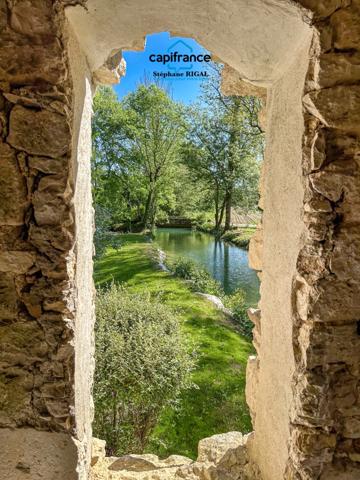 Propriete à vendre 6 pièces proche de MONTCUQ (46), moulin et dépendances sur terrain de 1,67 ha