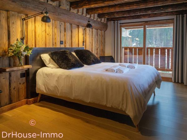 Maison à vendre 12 pièces de 342 m²