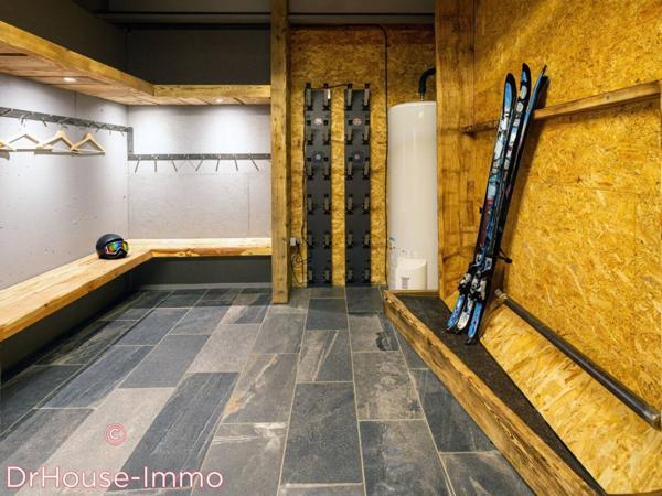 Maison à vendre 12 pièces de 342 m²