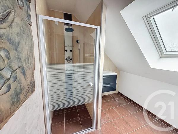 Maison à vendre  5 pièces - 119 m 2   GUINGAMP  - 22