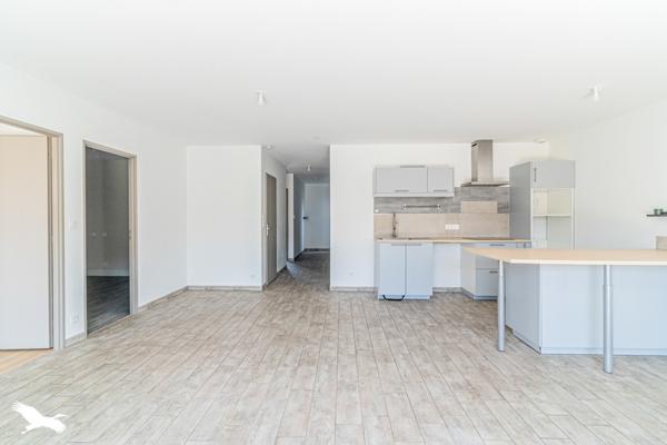 Maison 344 784 € Blanquefort 5 p 91 m² DPE A