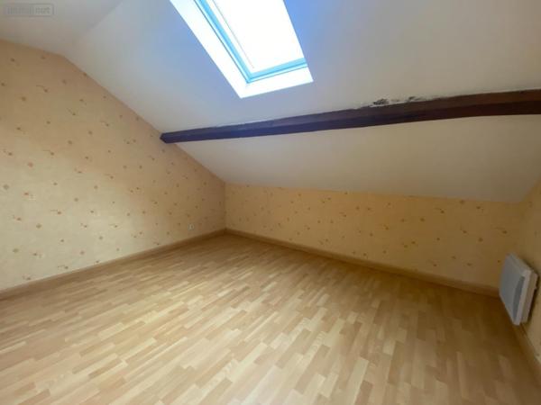 Maison à louer à Salornay-sur-Guye en Saône-et-Loire (71250), ref : l800232300