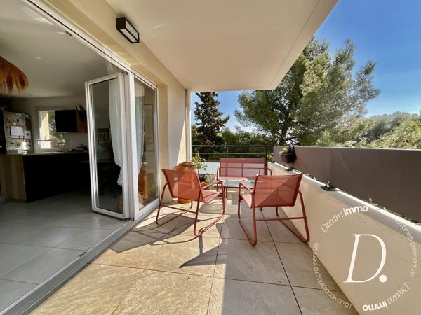 Appartement neuf 3 pièces avec terrasse et garage double