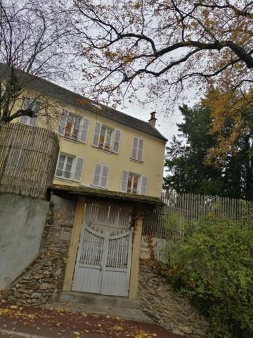 Appartement · Location Sevres (92310) 4 pièces · 107m²