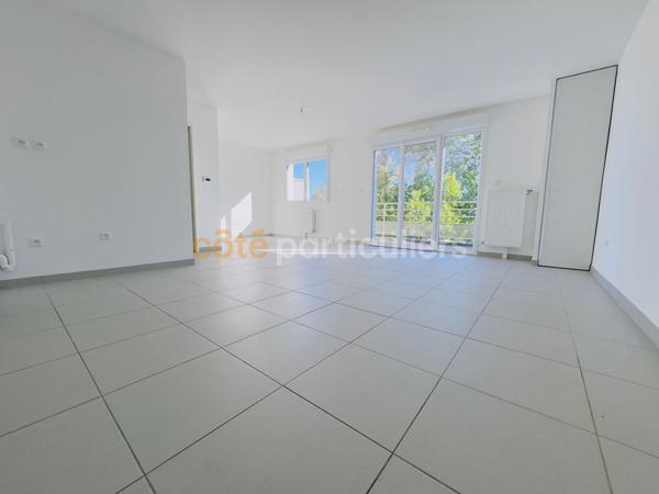 Vente
                Appartement67,8 m² - 3 Pièces -
                    ORLEANS (45000)