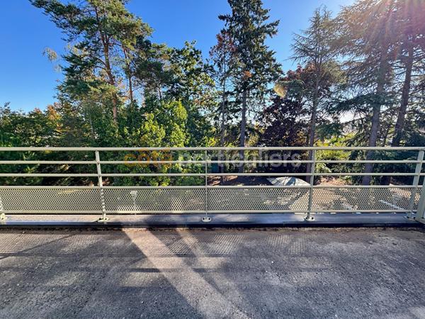 Vente
                Appartement67,8 m² - 3 Pièces -
                    ORLEANS (45000)