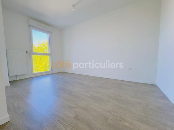 Vente
                Appartement67,8 m² - 3 Pièces -
                    ORLEANS (45000)
