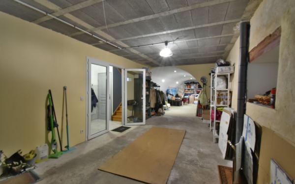 Maison à vendre    3 pièces •  Volonne