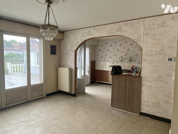A VENDRE ANNOEULLIN Maison année 60 avec garage et jardin