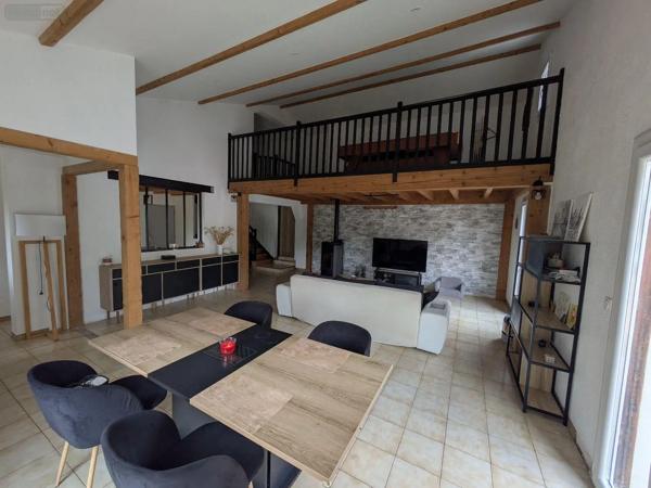 Achat - Maison Pouzauges 85700 7 pièces 169 m 2 2 m 2