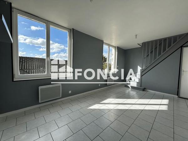 Location Appartement 2 pièces 32.2 m² - 10 bis rue de Condé Bully-les-mines 62160