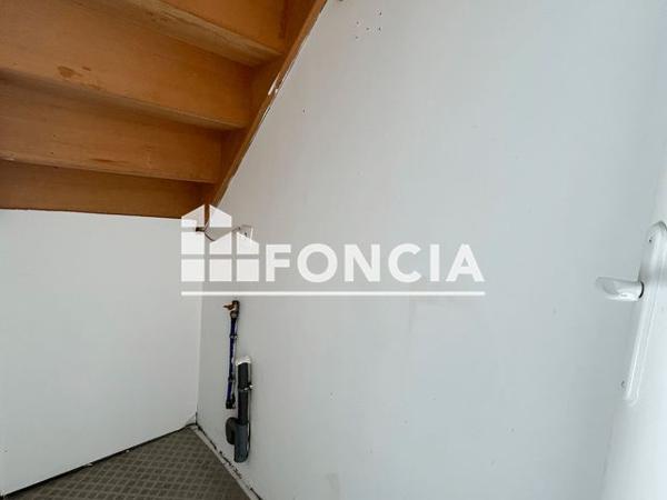 Location Appartement 2 pièces 32.2 m² - 10 bis rue de Condé Bully-les-mines 62160